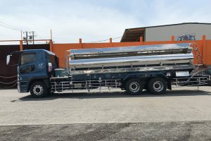 12t　危険物ローリー車